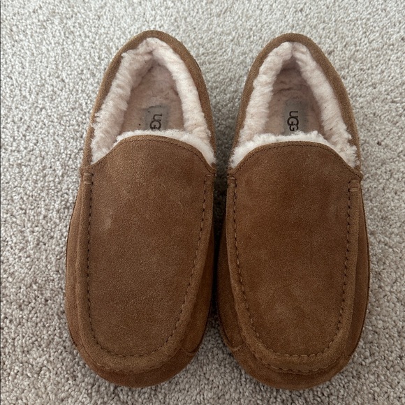 UGG Men’s Ascot Slipper in Chestnut Tan Size 10 Excellent Used Condition - Picture 5 of 8